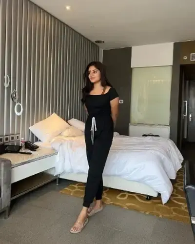Call Girls Mira Road Cash On Delivery